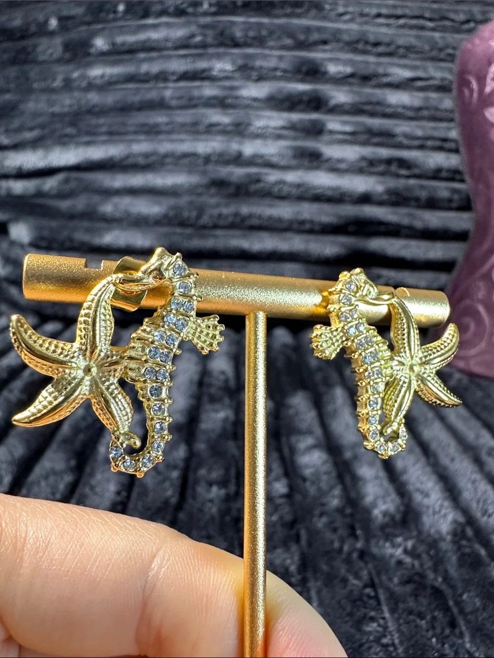 Kenneth Jay Lane Gold Seahorse & Starfish Crystal Drop Earrings - Picture 7 of 7